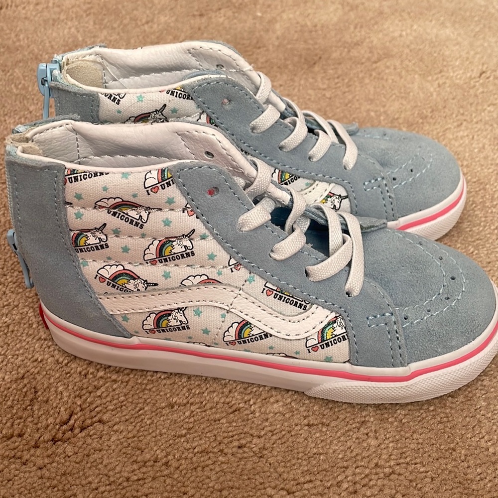 New Toddler Girl Unicorn Vans size 9.5